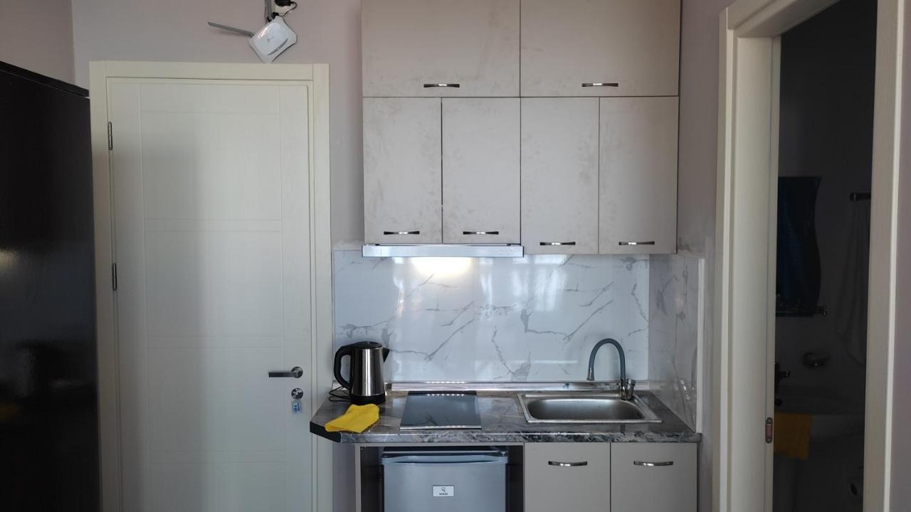 קבריאטי Geno Guest House מראה חיצוני תמונה