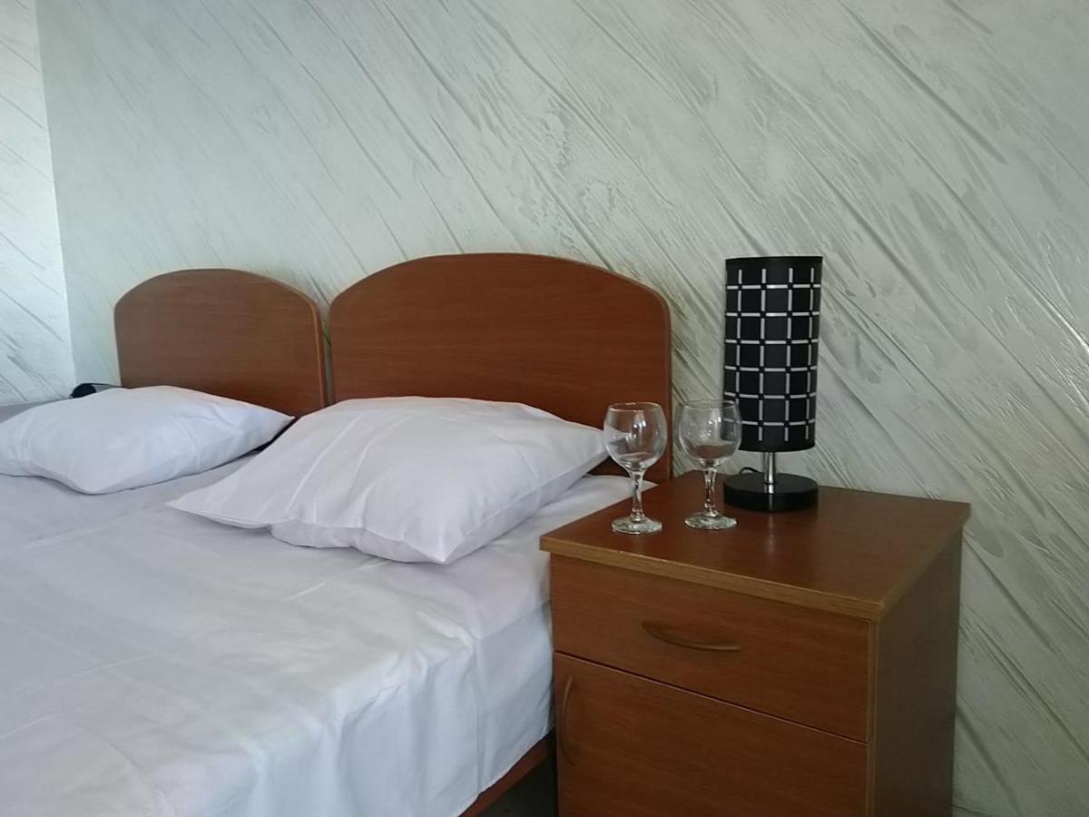 קבריאטי Geno Guest House מראה חיצוני תמונה