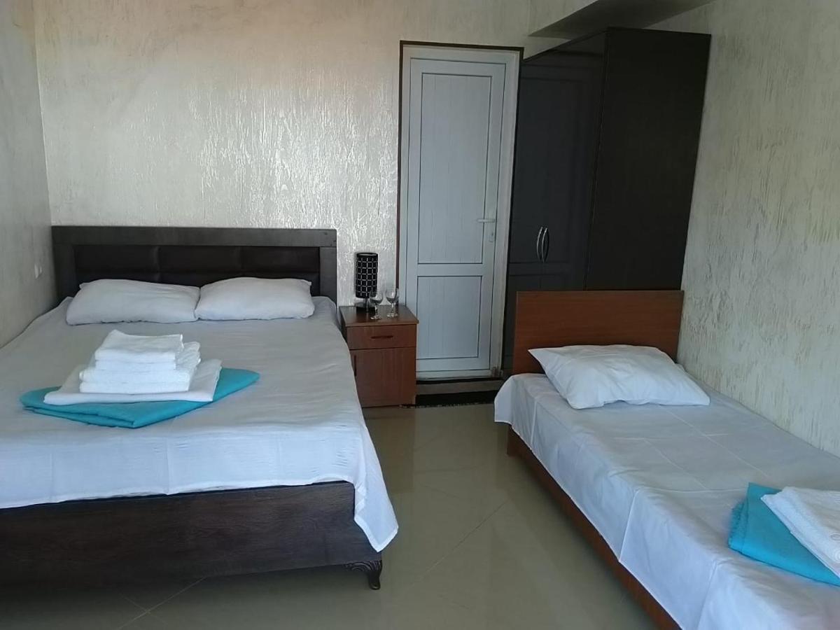 קבריאטי Geno Guest House מראה חיצוני תמונה